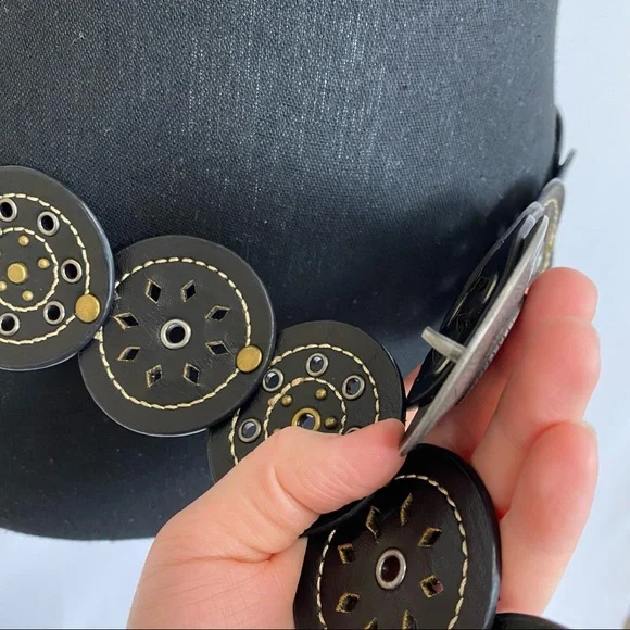 Boho circle cutout hip concho belt - Picture 5 of 9